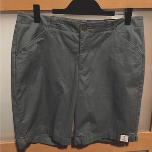 NWT Lee Bermuda teal shorts sz 14